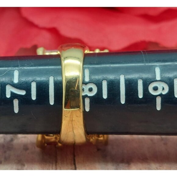 NWOT Gold Tone Colorful Crystal Covered Cocktail Fashion Ring Size 8 - Picture 8 of 8